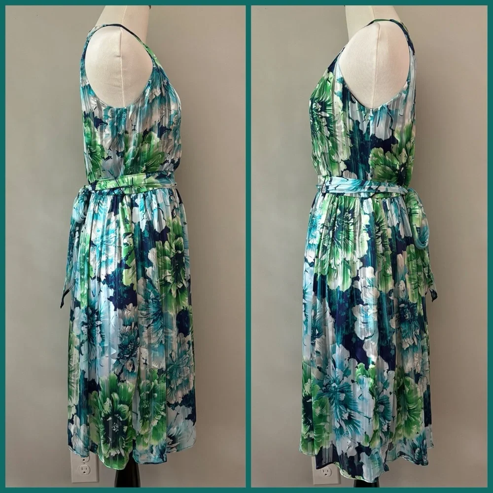 Floral Dress - Picture 4 of 5
